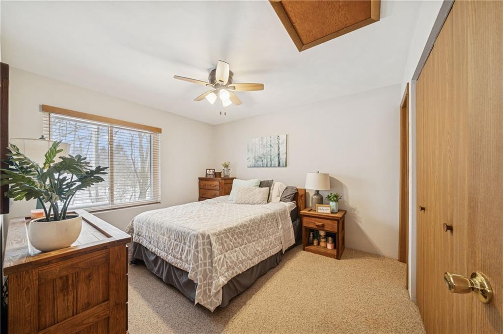 5103 Summit Drive Hidden Valley, PA 15502 - Photo 12 of 29