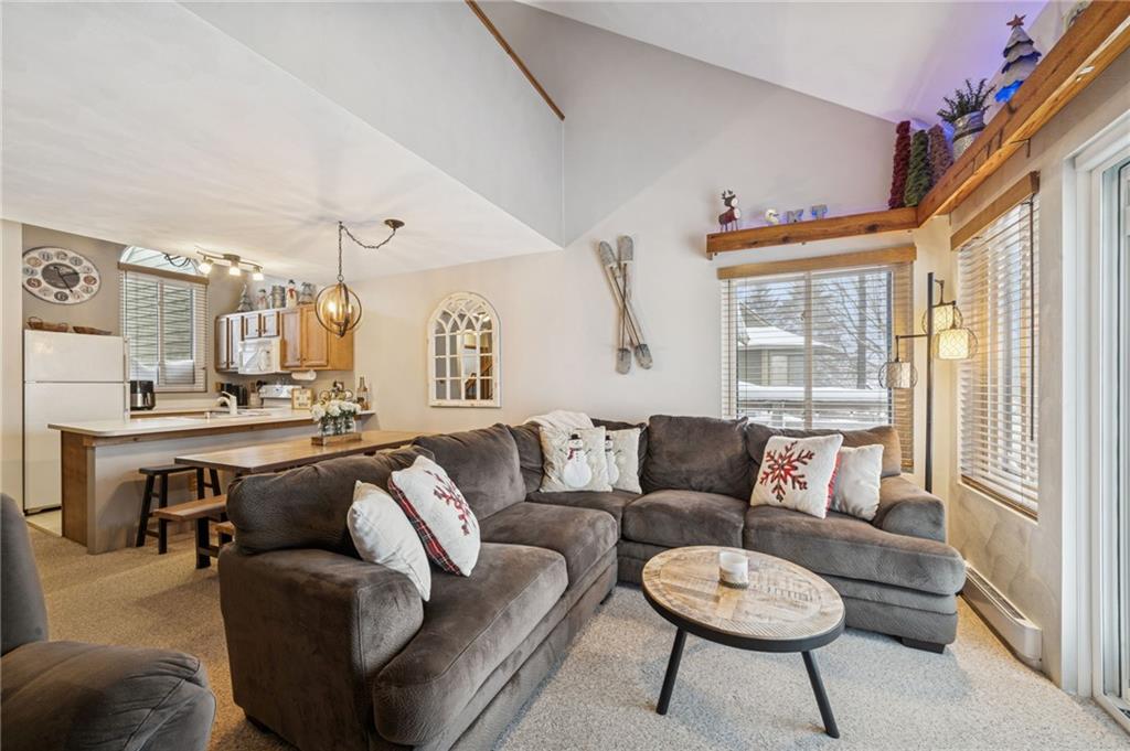 5103 Summit Drive Hidden Valley, PA 15502 - Photo 10 of 29