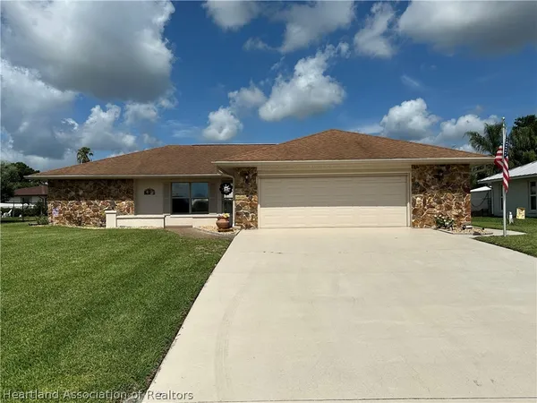 $1,650 | 1611 Prospect Street, Sebring, FL 33870