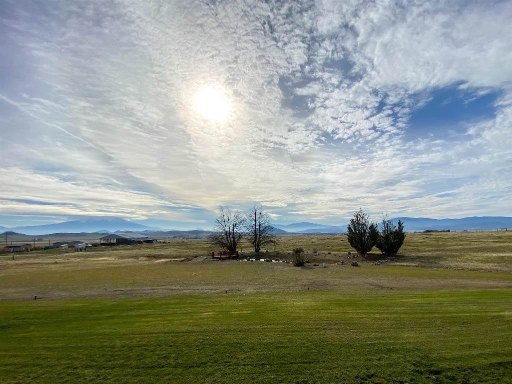 6400 Shelley Road Montague, CA 96064 - Photo 20 of 23 Gallery Image 20