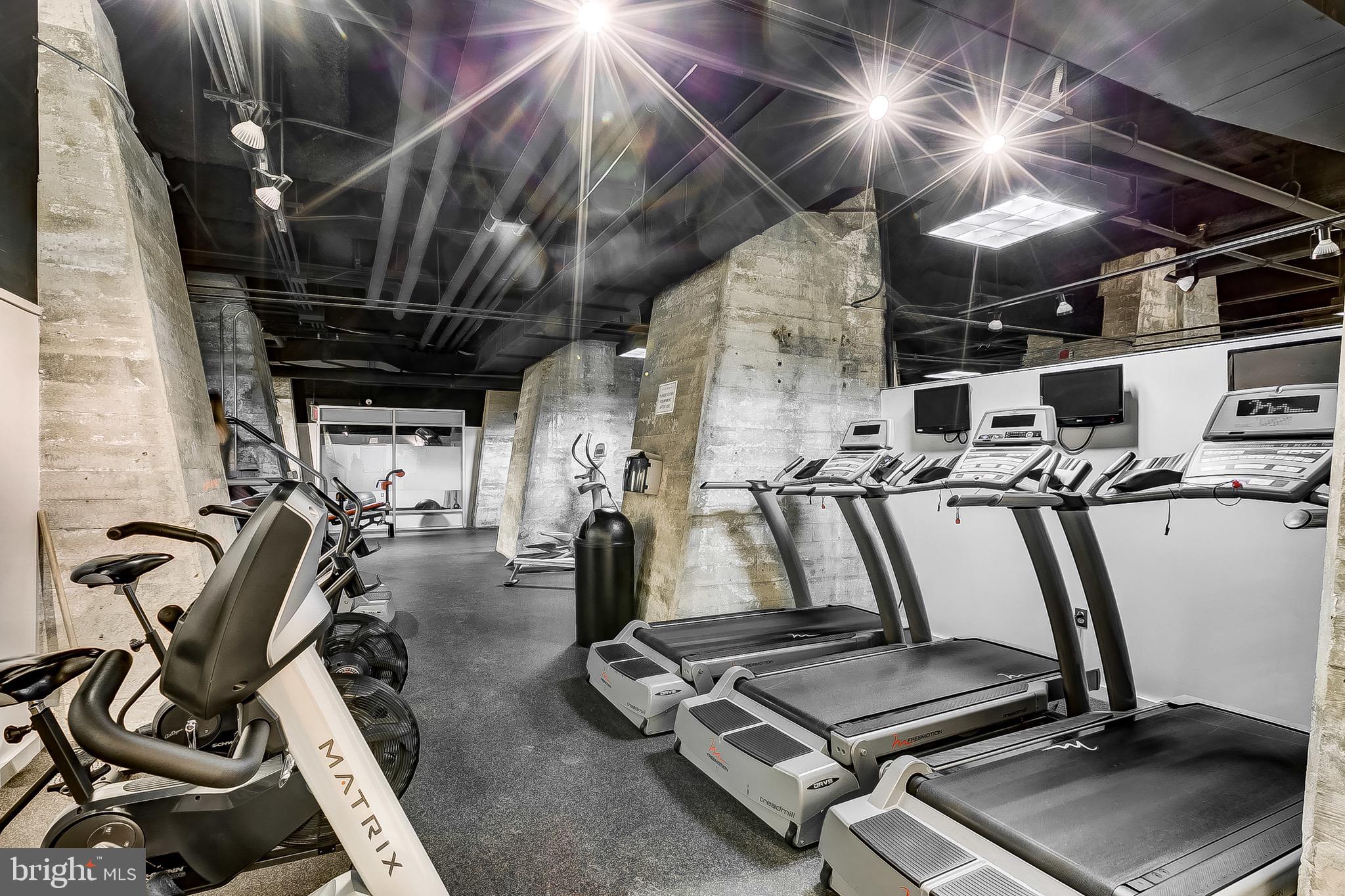 1200 Steuart Street, Unit 912 Baltimore, MD 21230 - Photo 23 of 41 Silo Point Gym