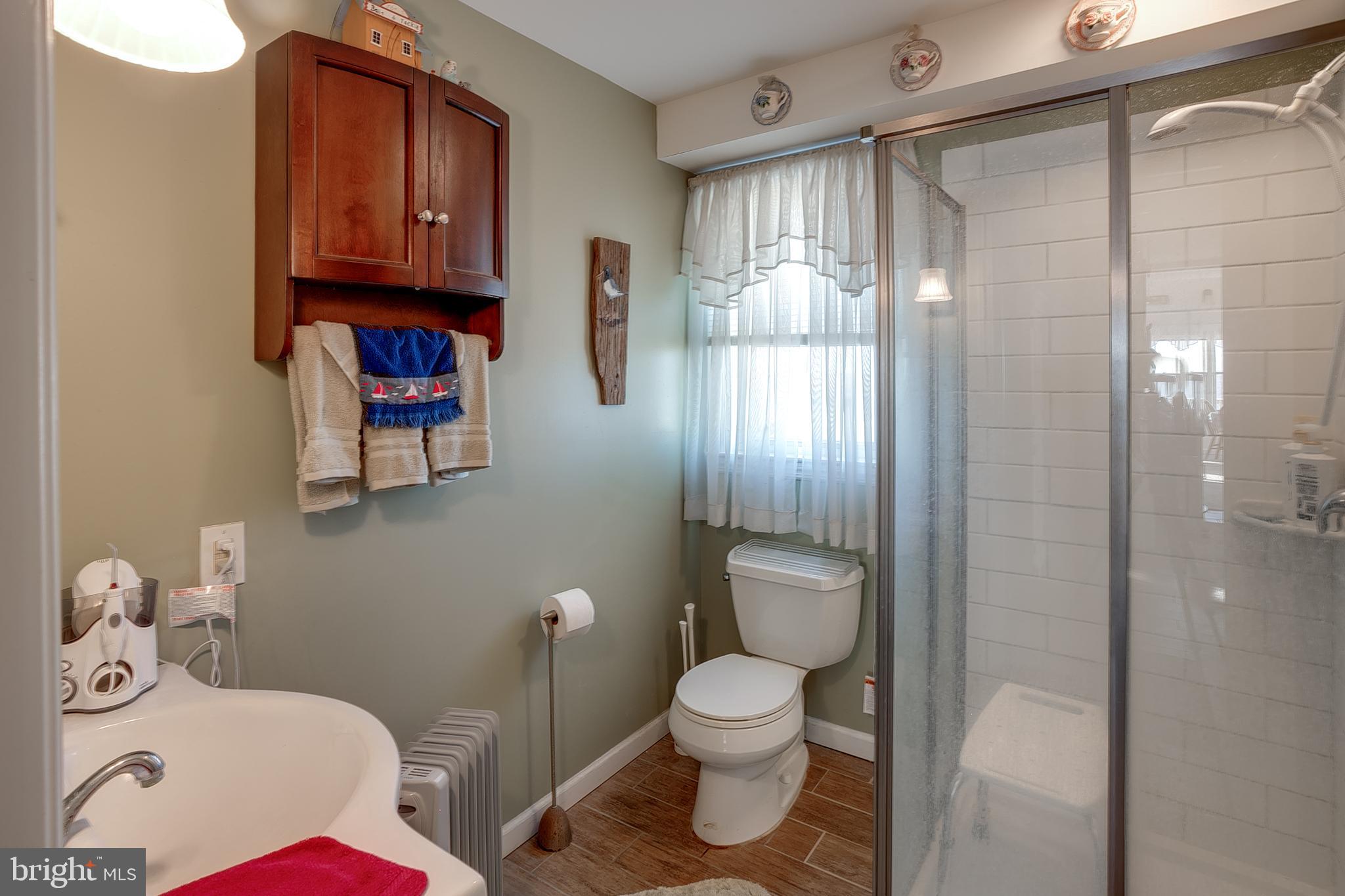 250 Cove Road Newport, NJ 08345 - Photo 34 of 40 Bathroom