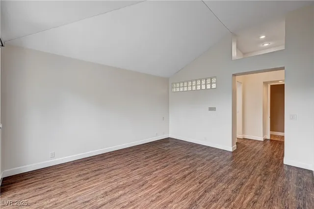 $4,250 | 8224 Horseshoe Bend Lane, Las Vegas, NV 89113