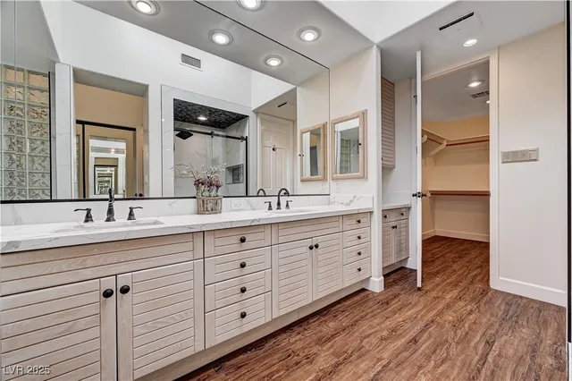 $4,250 | 8224 Horseshoe Bend Lane, Las Vegas, NV 89113