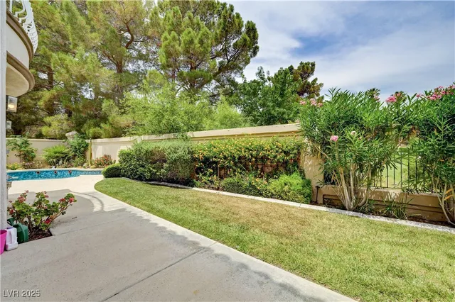 $4,250 | 8224 Horseshoe Bend Lane, Las Vegas, NV 89113