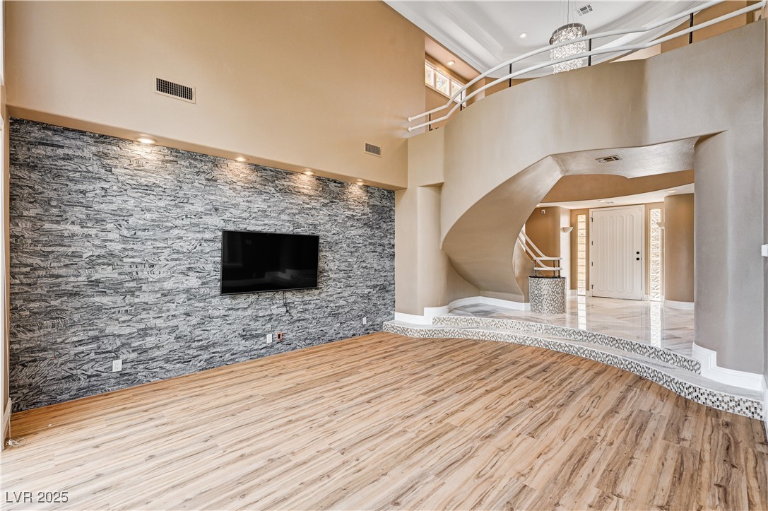 8224 Horseshoe Bend Lane Las Vegas, NV 89113 - Photo 6 of 33