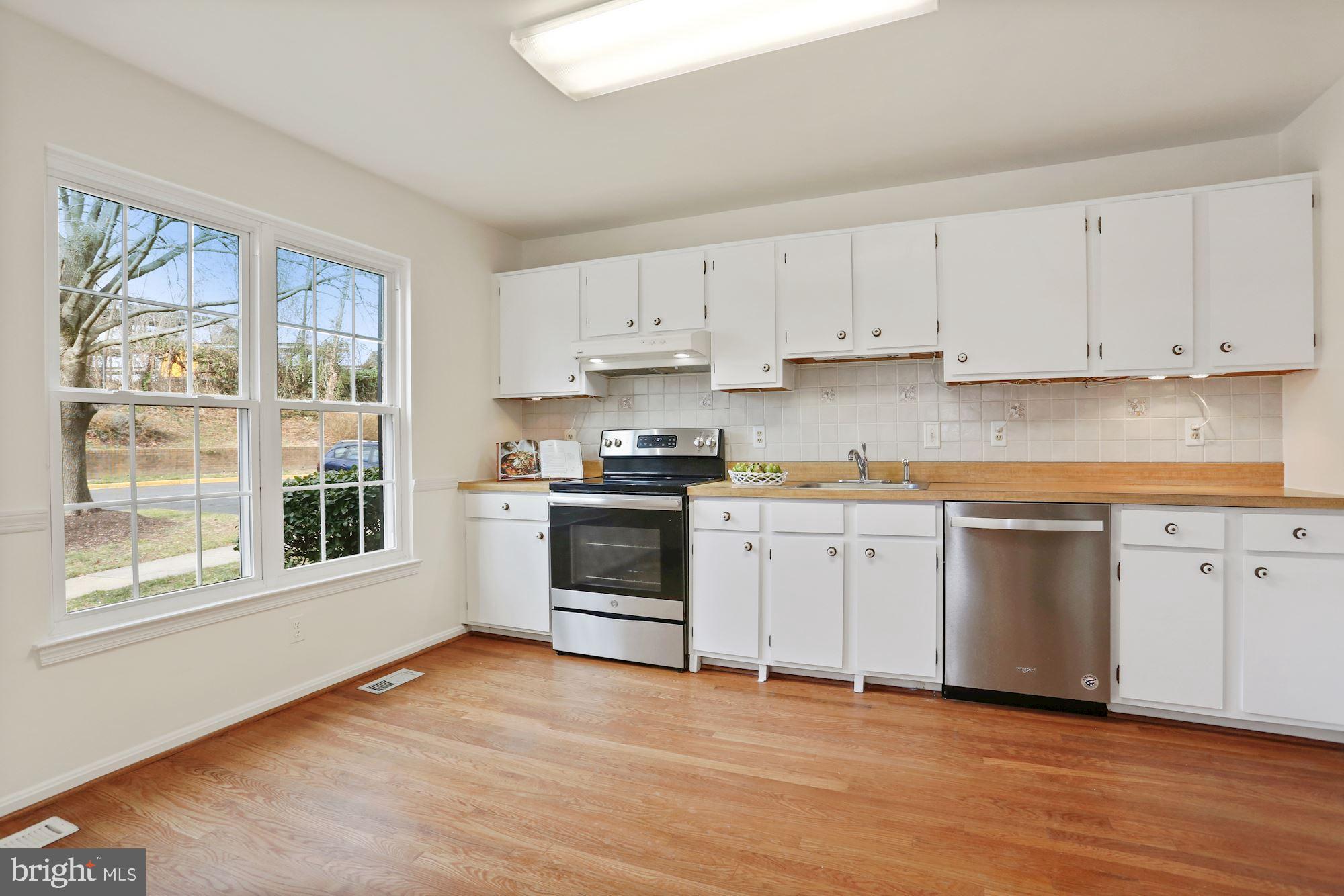 3829 Ferrara Drive Silver Spring, MD 20906 - Photo 6 of 29 Kitchen