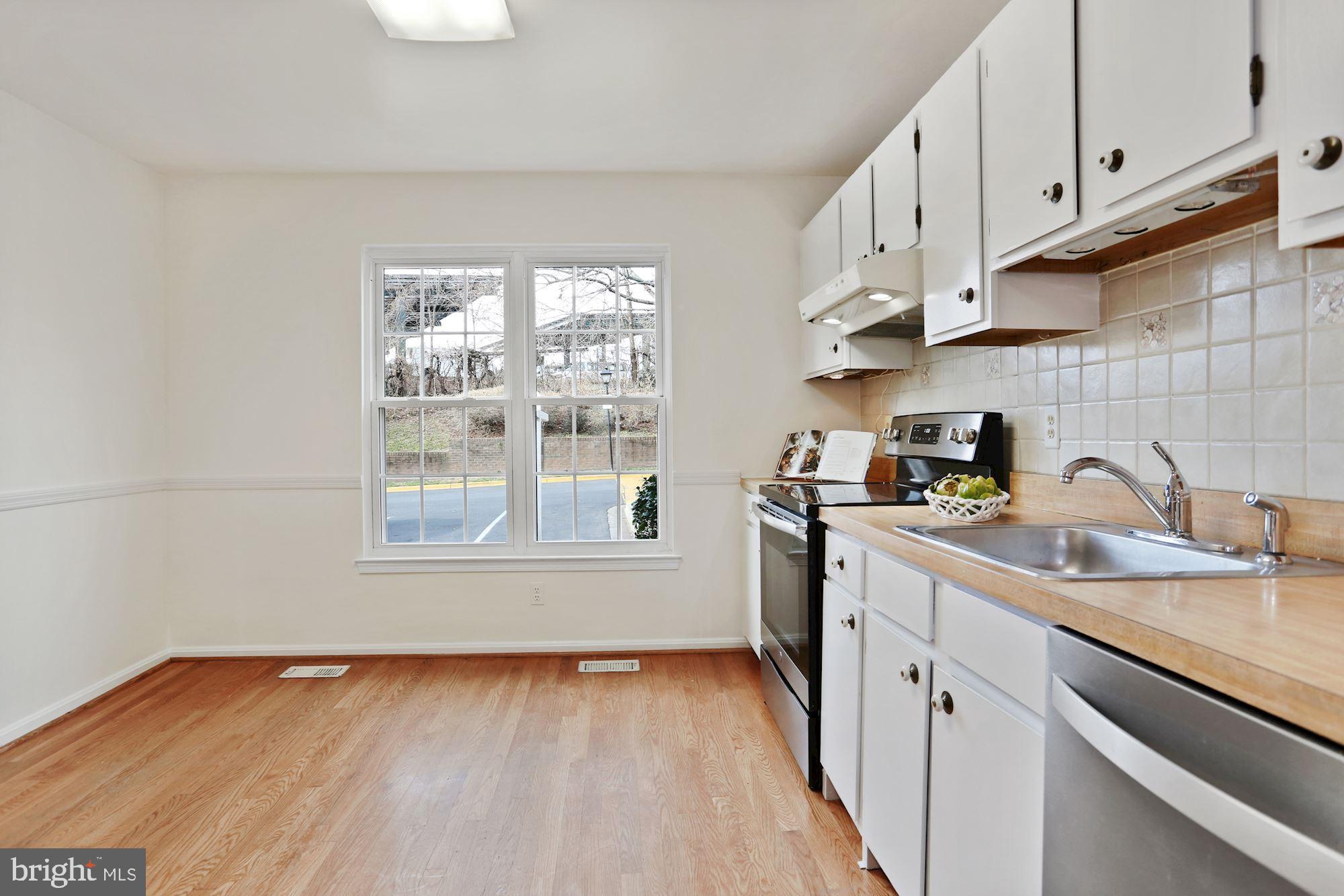 3829 Ferrara Drive Silver Spring, MD 20906 - Photo 8 of 29 Kitchen