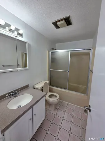 $232,000 | 51 Brook Street, Unit 6A, Naugatuck, CT 06770