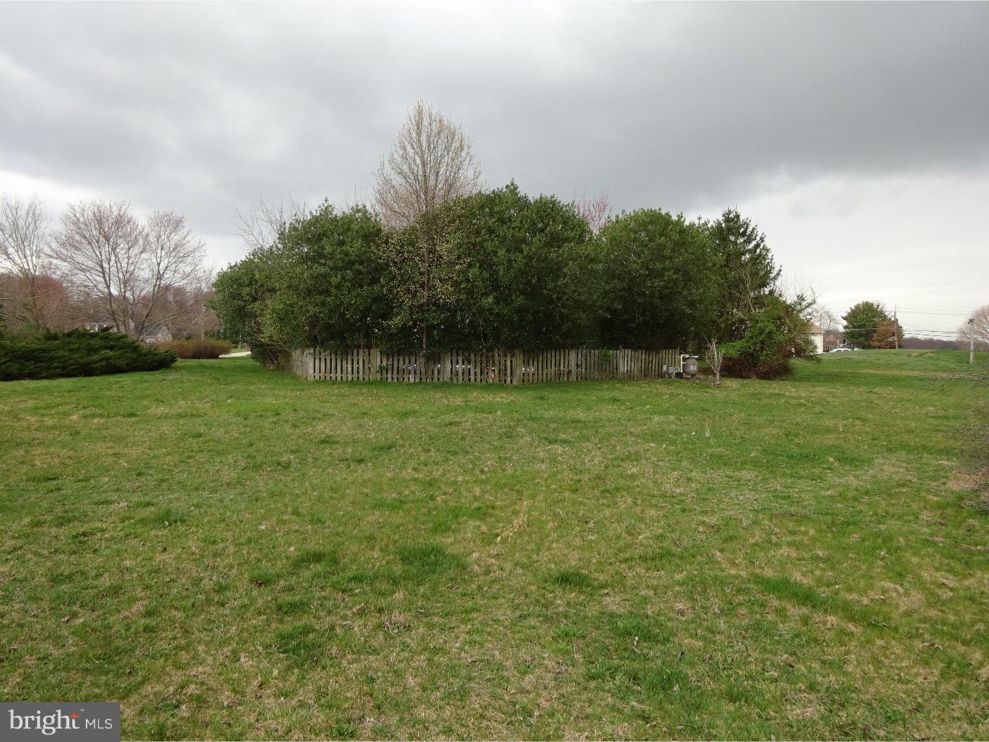 306 Red Lion Road Southampton, NJ 08088 - Photo 13 of 25 Back Yard