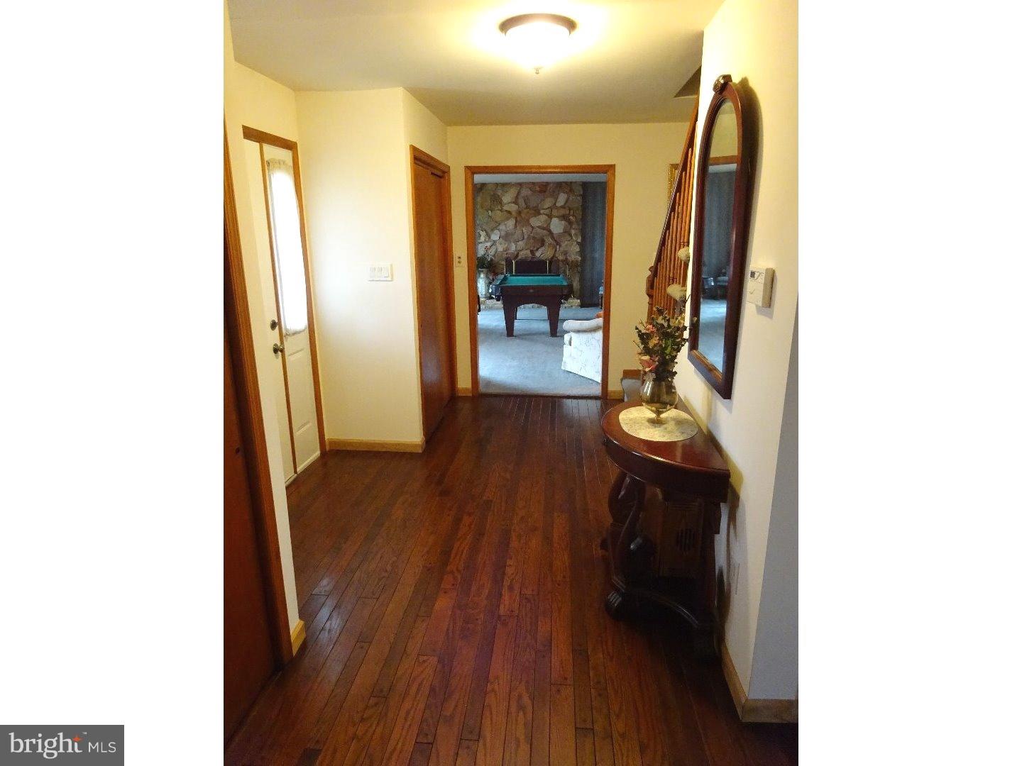 306 Red Lion Road Southampton, NJ 08088 - Photo 14 of 25 Foyer