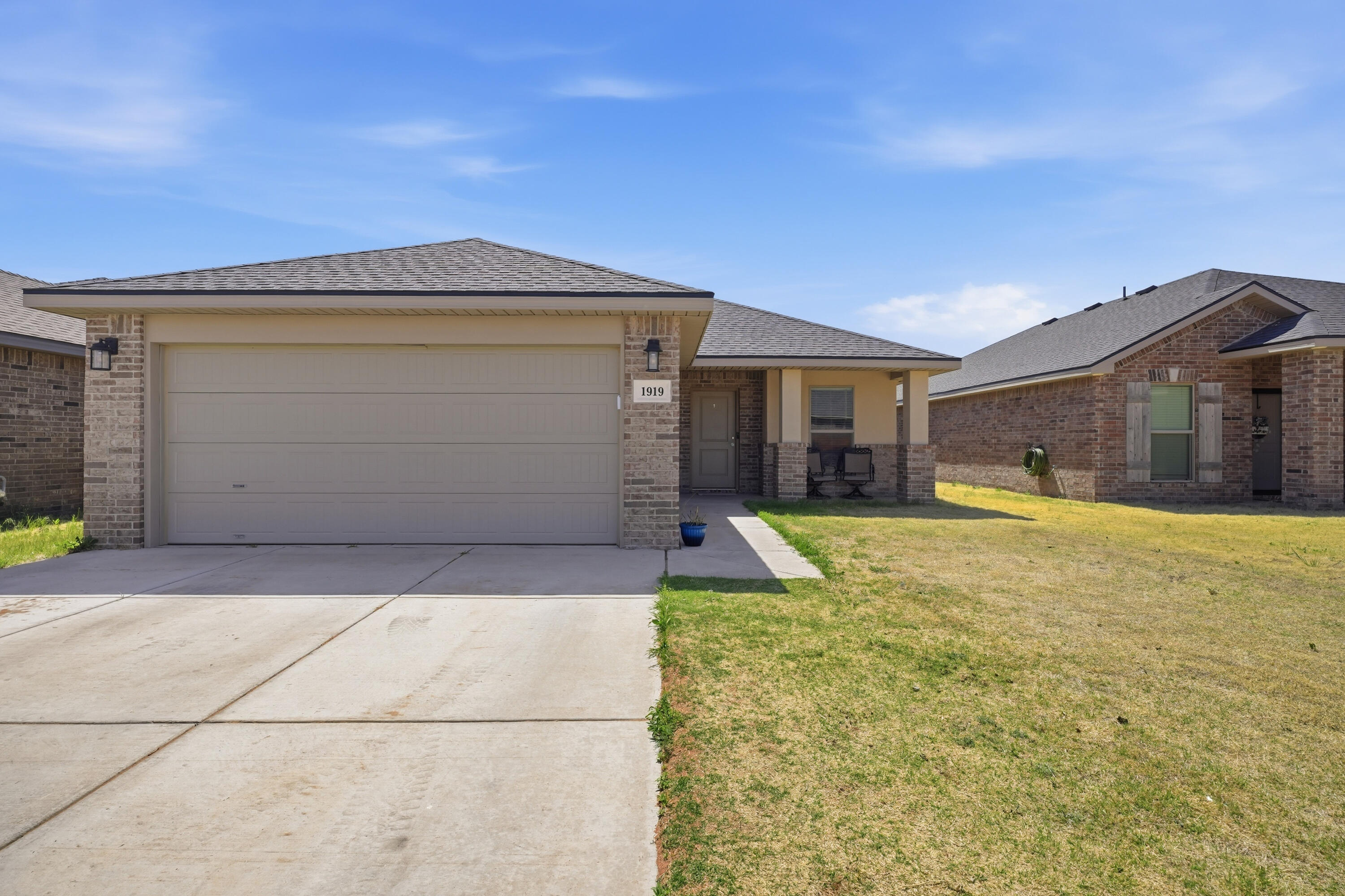 1919 140th Street Lubbock, TX 79423 - Photo 2 of 23