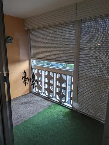 $250,000 | 211 Northeast 8th Avenue, Unit 209, Hallandale Beach, FL 33009