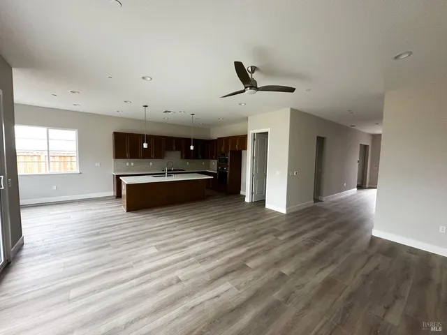 $729,900 | 697 Castle Street, Oakley, CA 94561