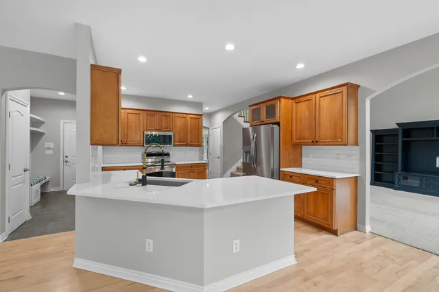 $874,900 | 9116 South 6th Street, Kalamazoo, MI 49009