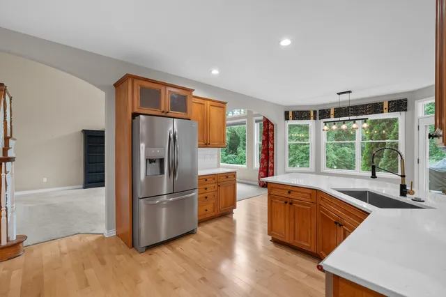 $874,900 | 9116 South 6th Street, Kalamazoo, MI 49009