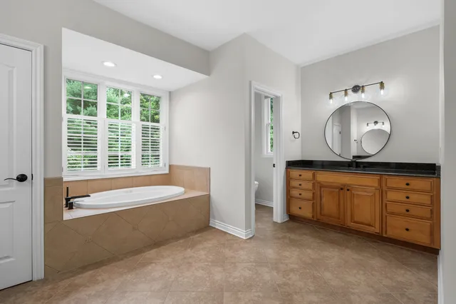 $874,900 | 9116 South 6th Street, Kalamazoo, MI 49009