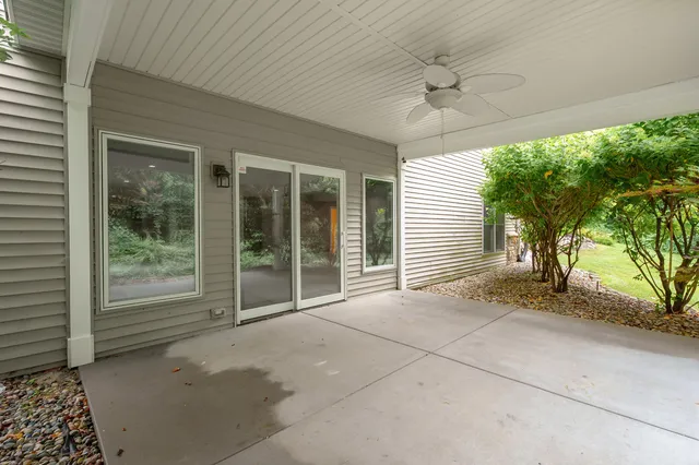 $874,900 | 9116 South 6th Street, Kalamazoo, MI 49009