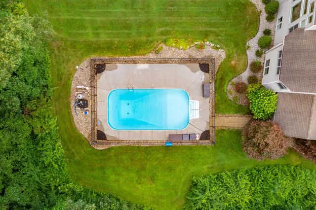 $874,900 | 9116 South 6th Street, Kalamazoo, MI 49009