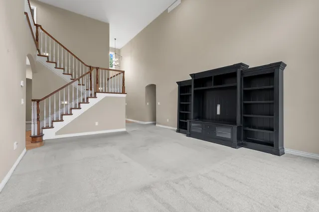 $874,900 | 9116 South 6th Street, Kalamazoo, MI 49009