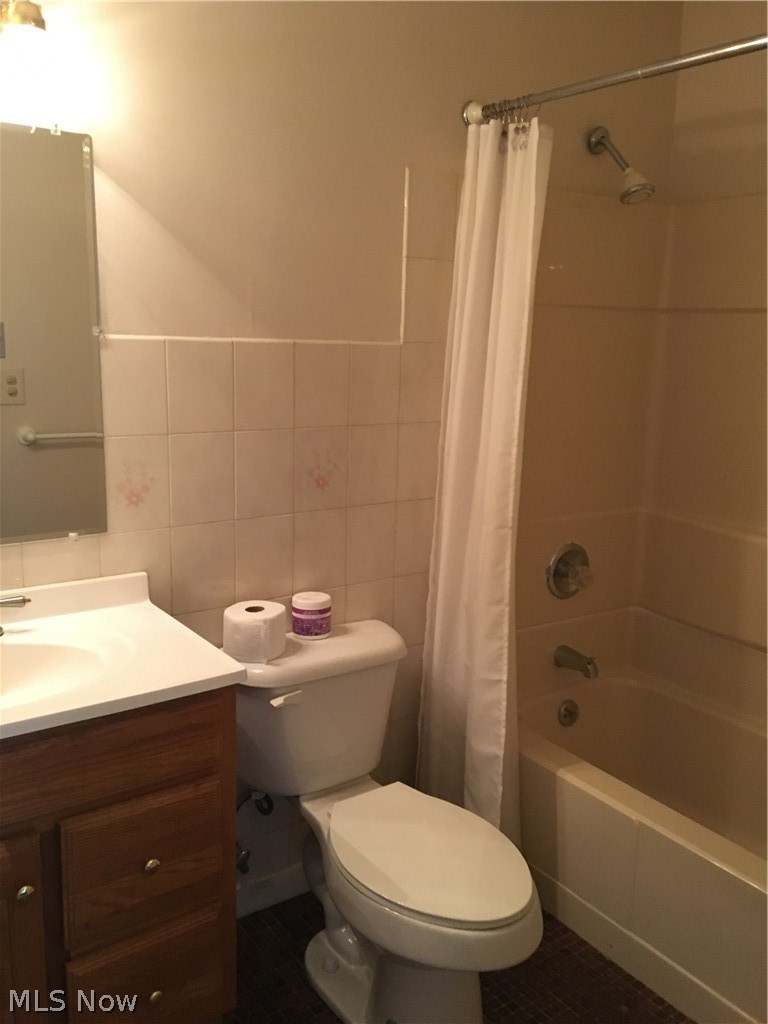 4045 Laurel Road Brunswick, OH 44212 - Photo 16 of 18 Gallery Image 16