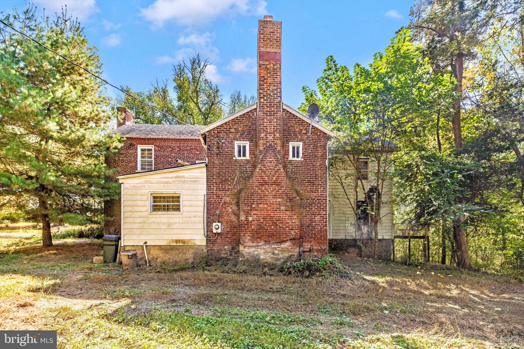 6753 Dickerson Road Dickerson, MD 20842 - Photo 5 of 49 Gallery Image 5