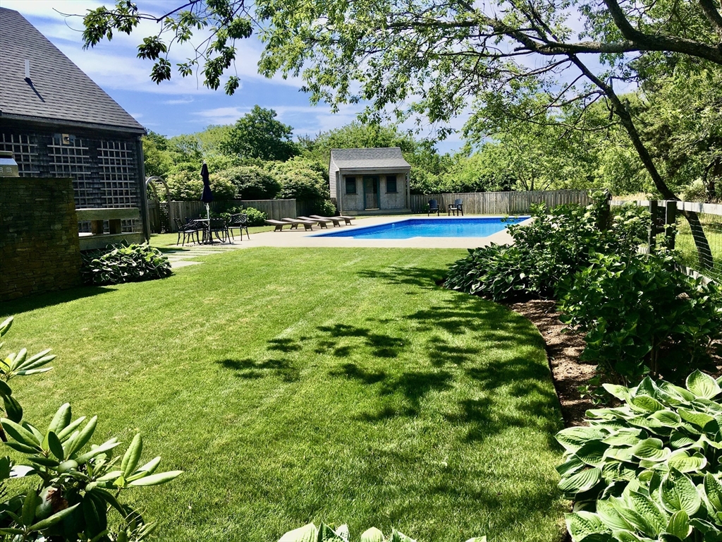 8 Burnt Swamp Lane Nantucket, MA 02554 - Photo 18 of 18