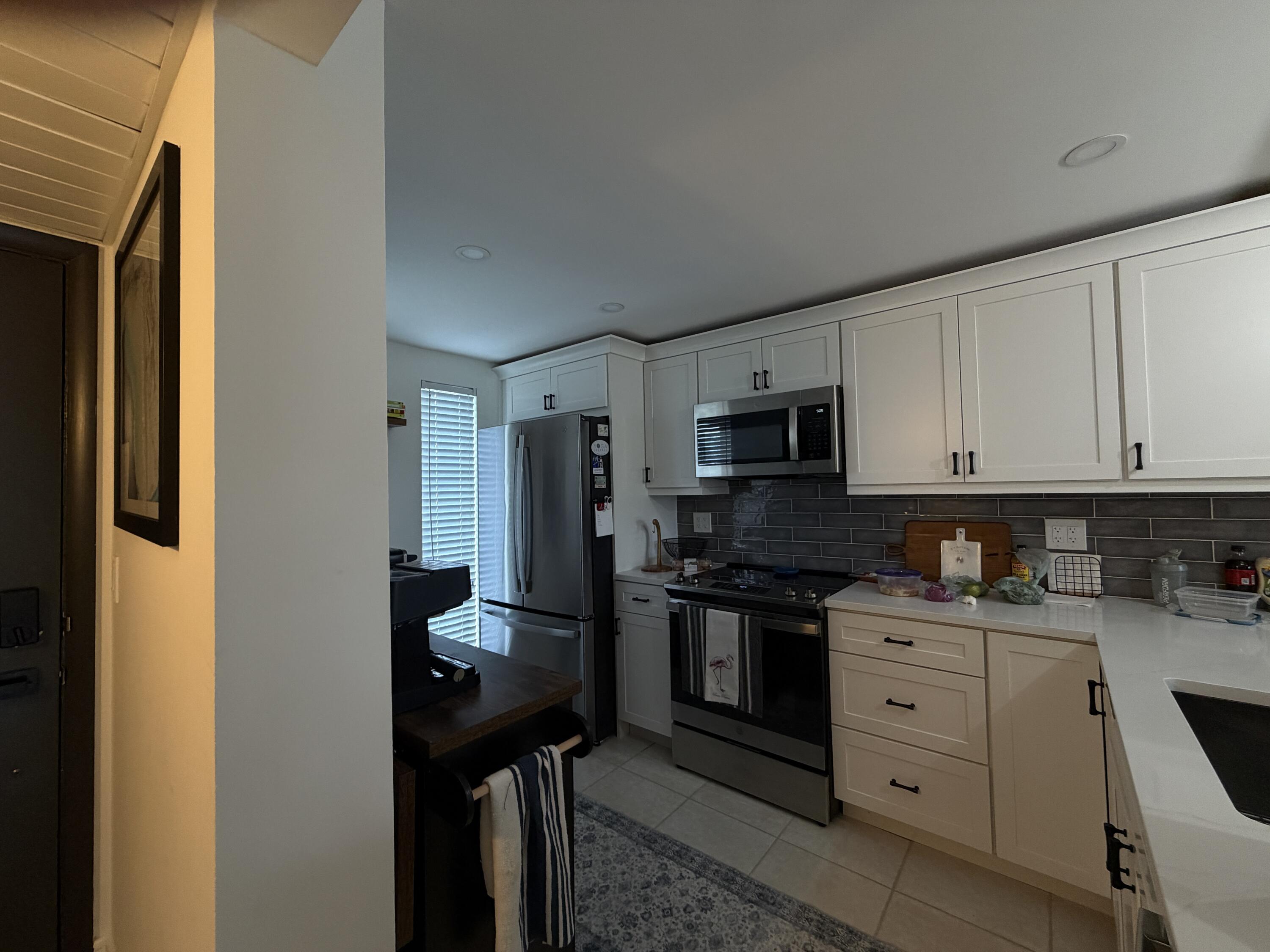 20 Royal Palm Way, Unit 505 Boca Raton, FL 33432 - Photo 5 of 21 IMG_0147