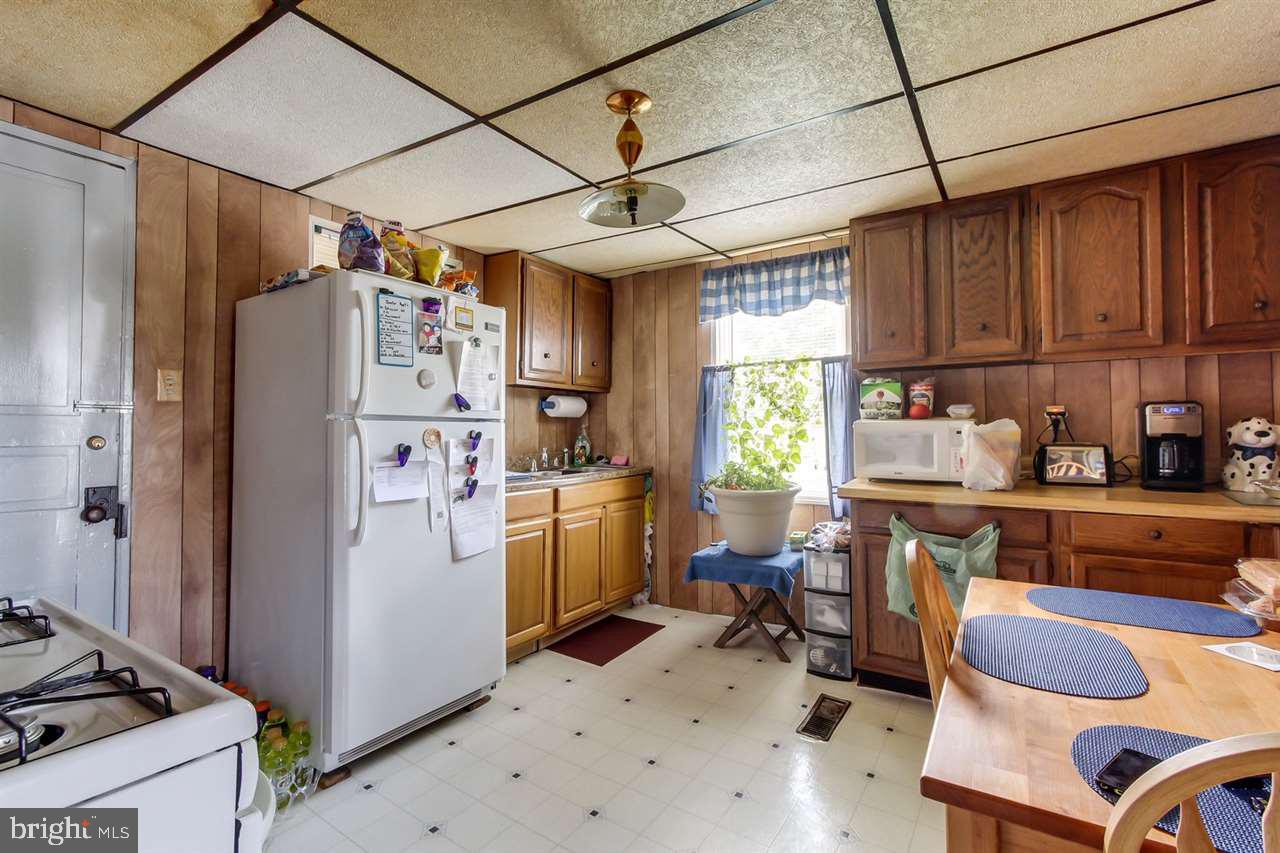 495-497 Windsor Road York, PA 17402 - Photo 4 of 29 Gallery Image 4