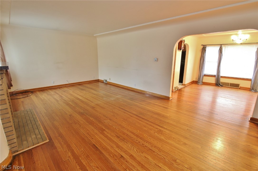 814 Chestnut Street Dresden, OH 43821 - Photo 4 of 20