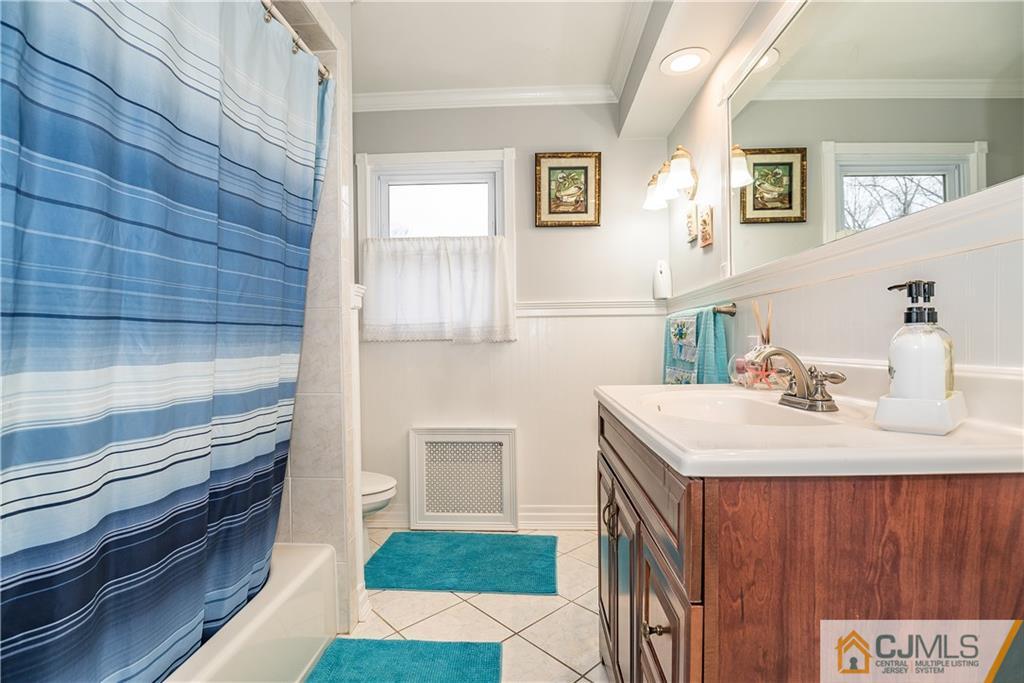 75 Fresh Ponds Road Monroe Township, NJ 08831 - Photo 16 of 23 Gallery Image 16
