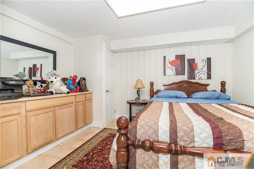 75 Fresh Ponds Road Monroe Township, NJ 08831 - Photo 20 of 23 Gallery Image 20