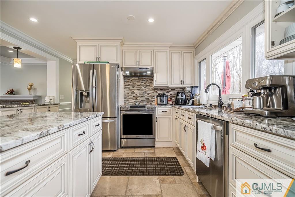 75 Fresh Ponds Road Monroe Township, NJ 08831 - Photo 8 of 23 Gallery Image 8