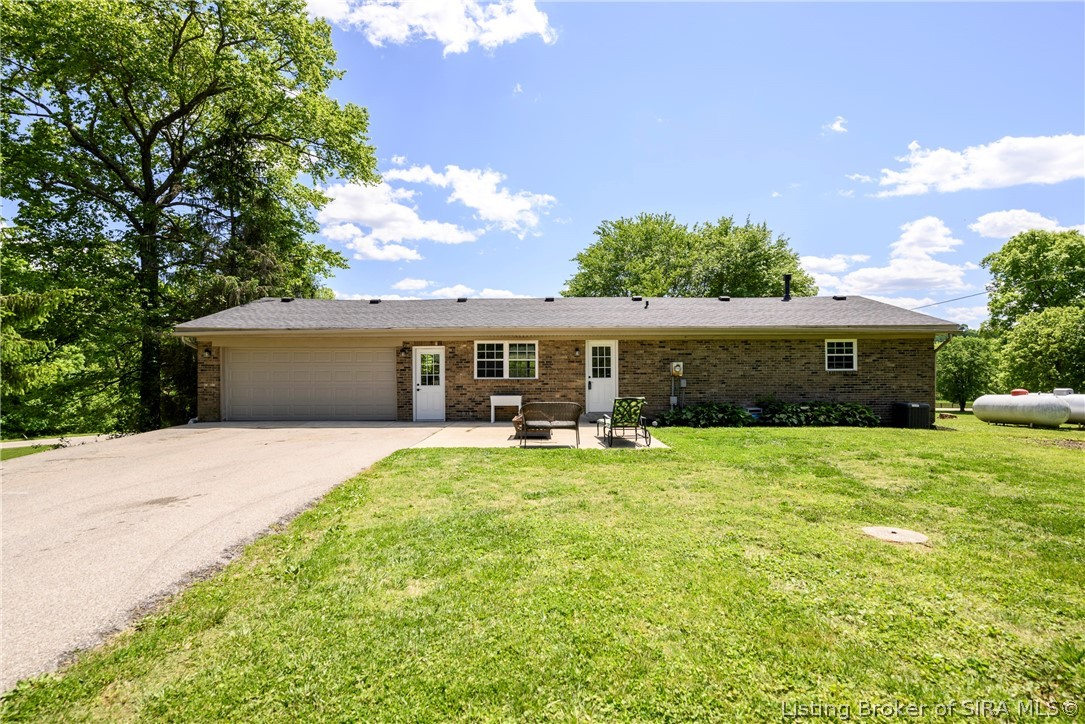 4498 Bethel Road Floyds Knobs, IN 47119 - Photo 21 of 27