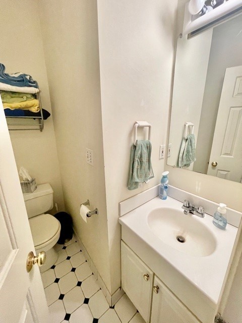 17 Thacher Street, Unit 3 Boston, MA 02113 - Photo 13 of 24 a bathroom with a sink toilet and shower