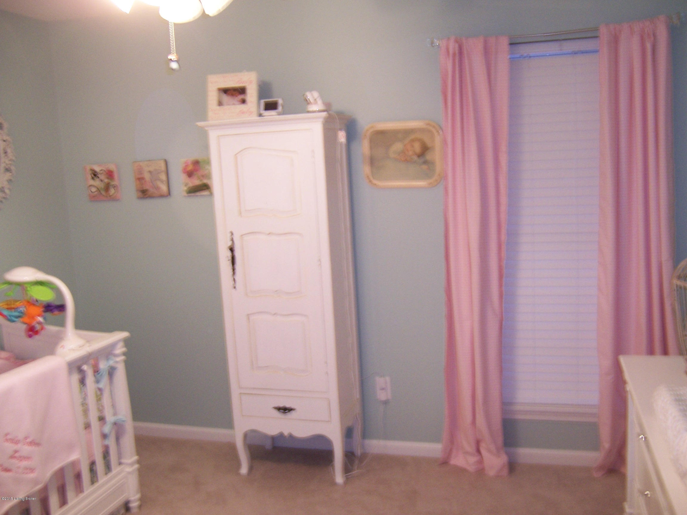 6507 Renate Road Louisville, KY 40291 - Photo 14 of 17 100_2952
