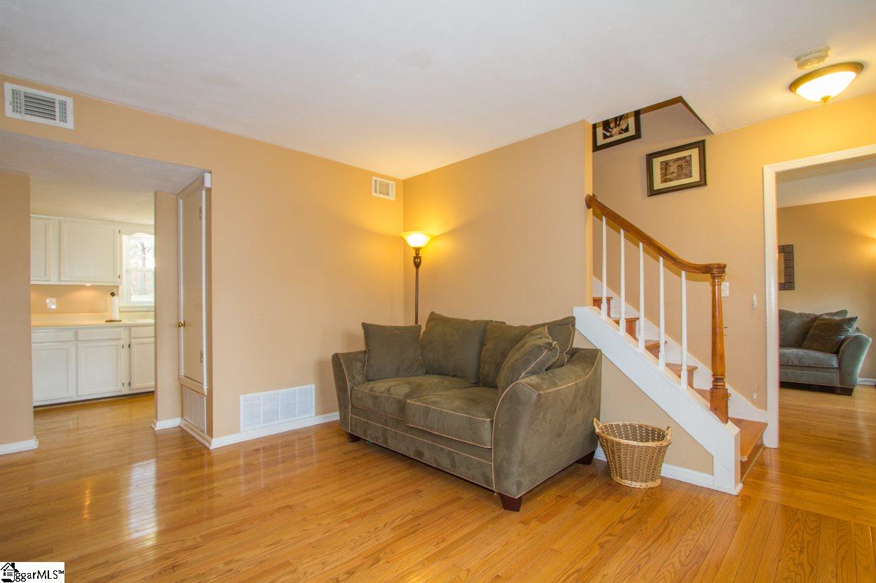 20 St Andrews Way Greenville, SC 29607 - Photo 11 of 36 Gallery Image 11