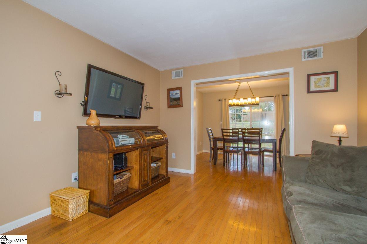 20 St Andrews Way Greenville, SC 29607 - Photo 12 of 36 Gallery Image 12