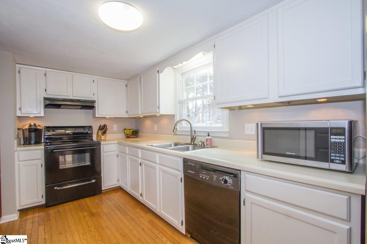 20 St Andrews Way Greenville, SC 29607 - Photo 14 of 36 Gallery Image 14