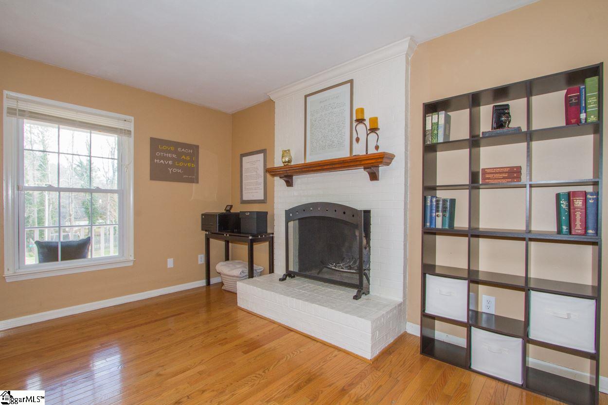 20 St Andrews Way Greenville, SC 29607 - Photo 10 of 36 Gallery Image 10
