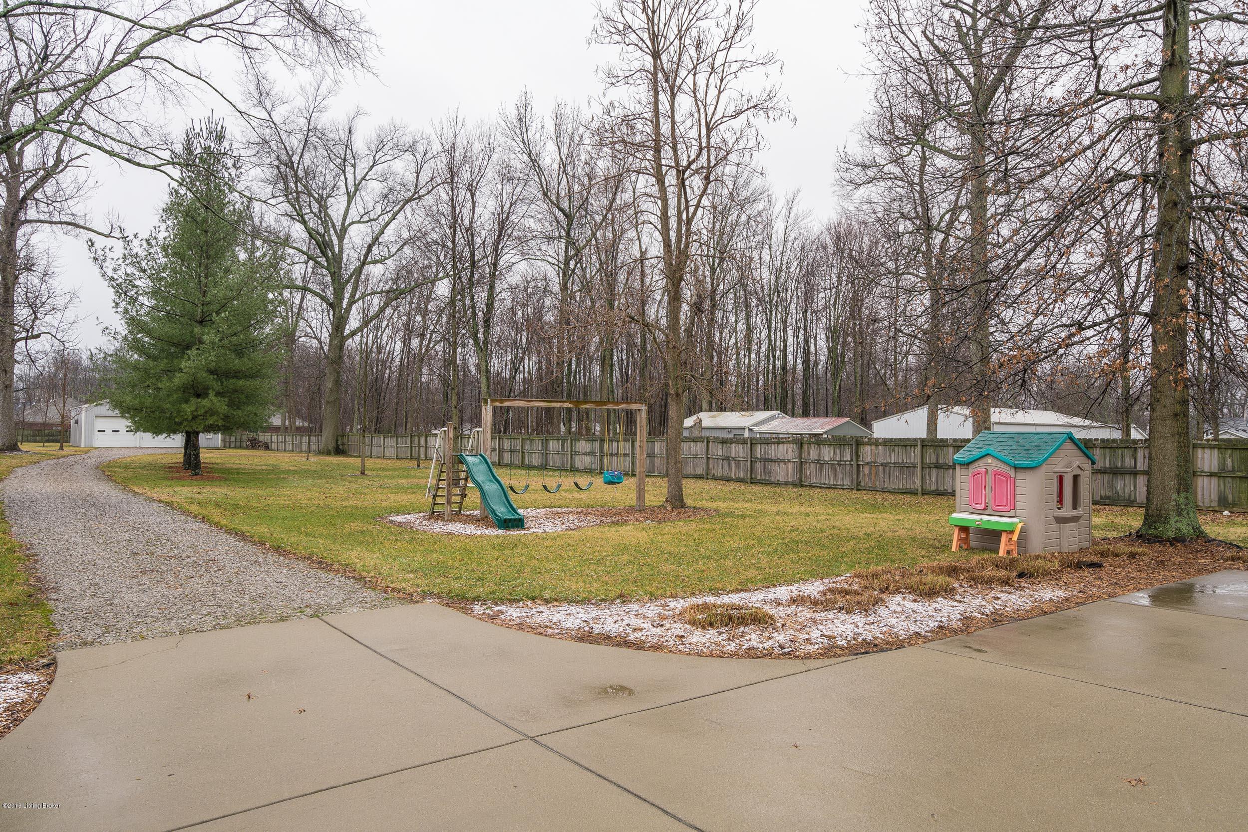 8414 Ferndale Road Louisville, KY 40291 - Photo 9 of 47 8414 Ferndale Rd-08