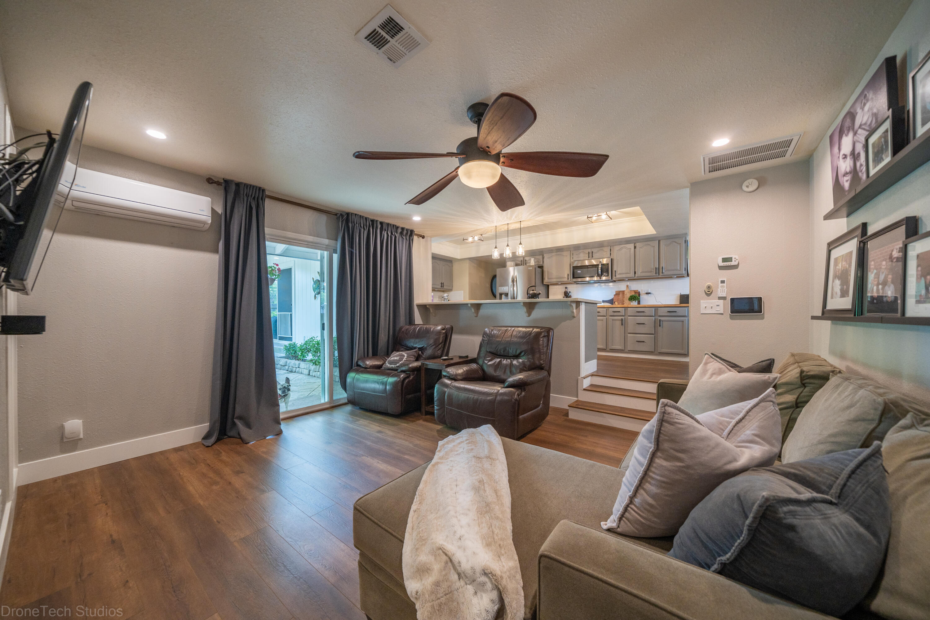 3689 Suzanne Way Redding, CA 96002 - Photo 18 of 58 3689 Suzanne Way-31