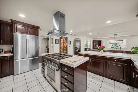 $1,199,999 | 12647 Hubbard Street, Sylmar, CA 91342