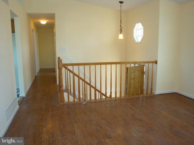 17 Greenleaf Road Strasburg, VA 22657 - Photo 11 of 29 Living Room