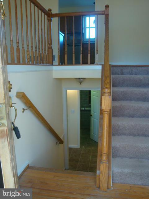 17 Greenleaf Road Strasburg, VA 22657 - Photo 7 of 29 Split level