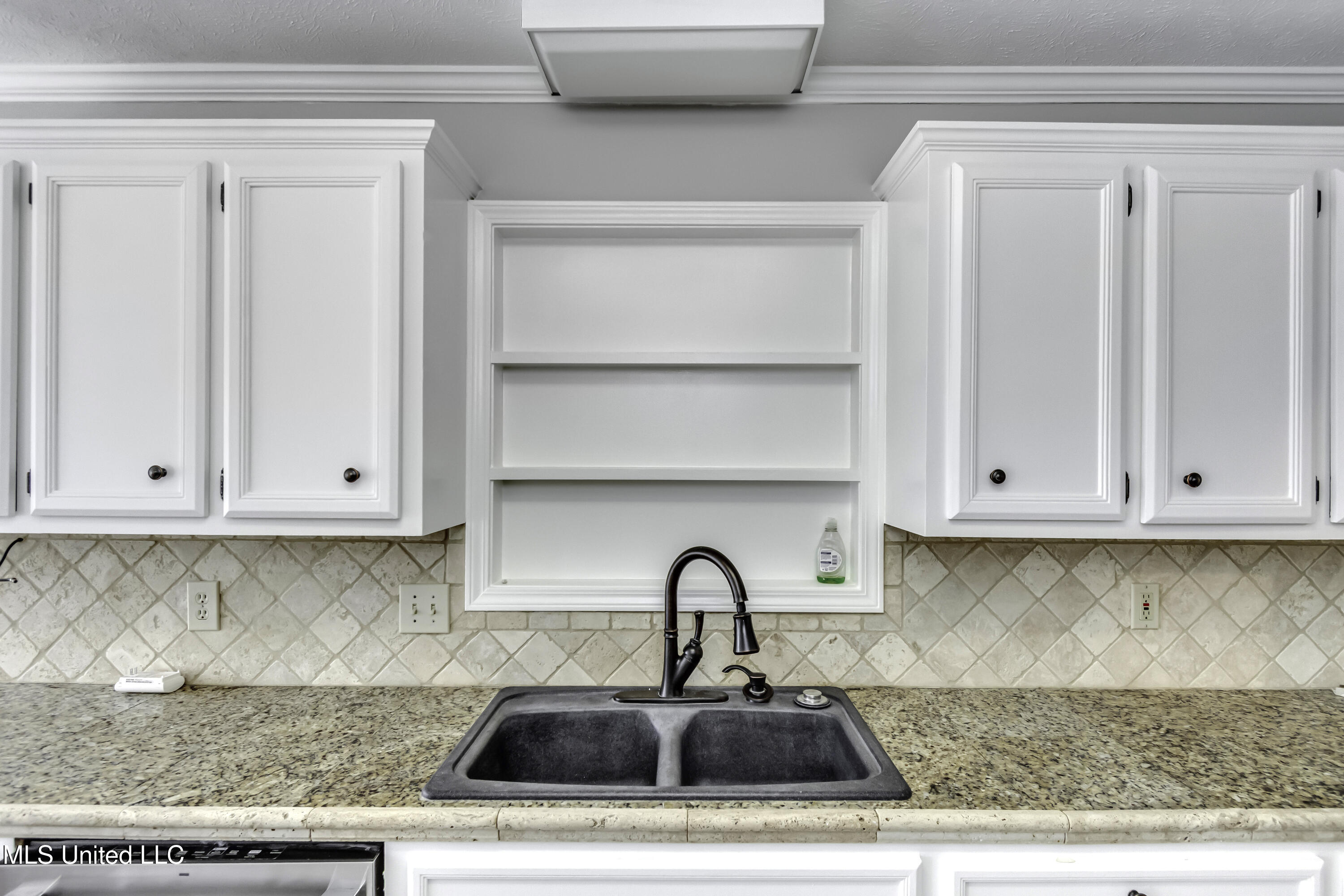 125 Pinevale Street Flowood, MS 39232 - Photo 19 of 46 125 Pinevale St--33