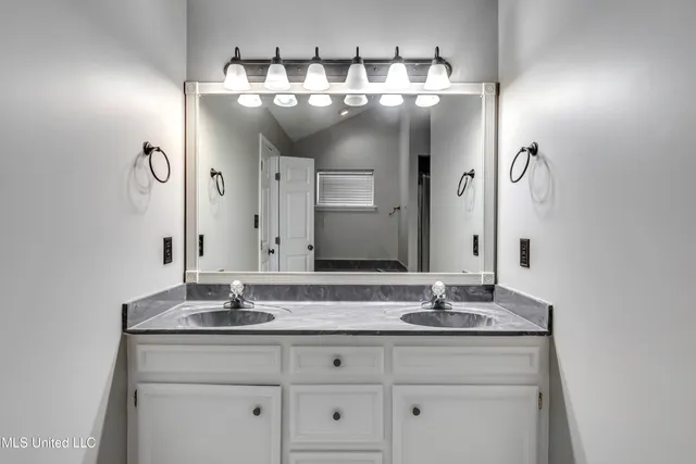 $279,950 | 125 Pinevale Street, Flowood, MS 39232