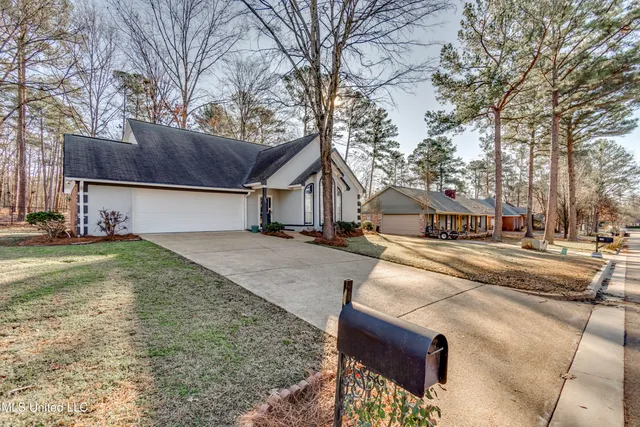 $279,950 | 125 Pinevale Street, Flowood, MS 39232