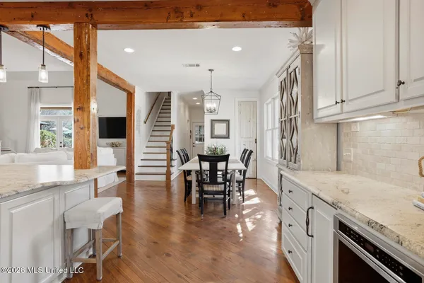 $914,500 | 429 Cherry Hill Drive, Madison, MS 39110