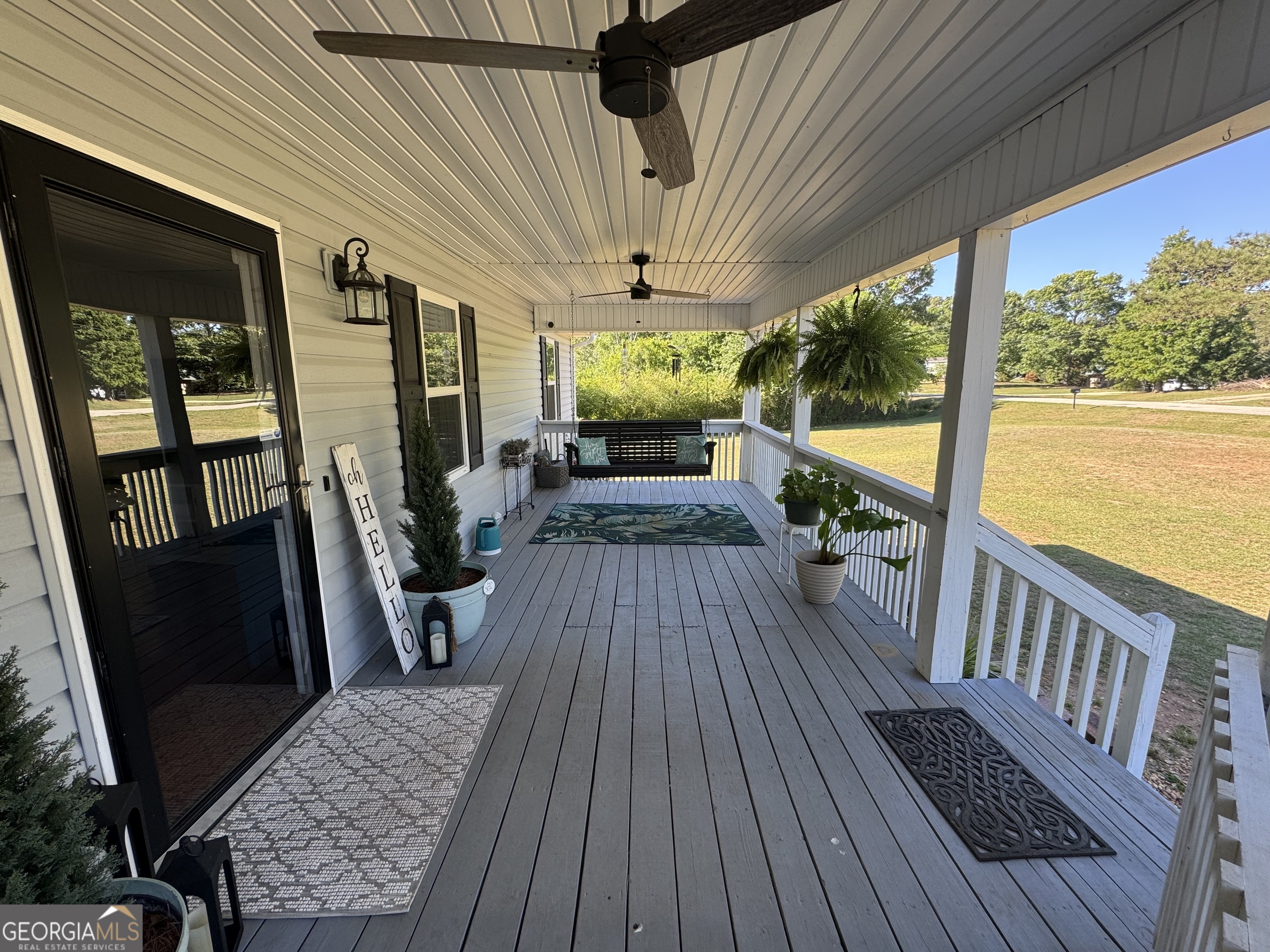1841 Hunters Creek Road Toccoa, GA 30577 - Photo 3 of 20